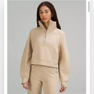 Lululemon Scuba Oversized Funnel Neck Half Zip in Trench
Size XS/S